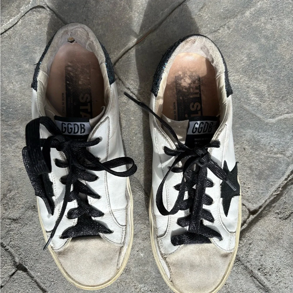 Golden Goose Sneakers with Black Star Accent - Picture 2 of 10